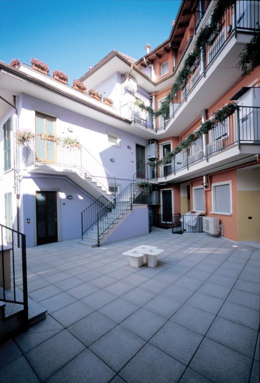 Hotel Residence Dei Fiori Baveno Exteriér fotografie